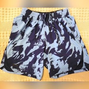 Under Armour Shorts, Mens Size Medium, Blue